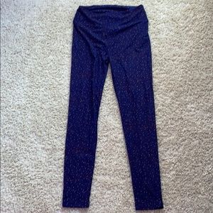 blue dotted leggings!